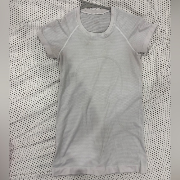 Lululemon swiftly tech size 4 - Picture 2 of 7